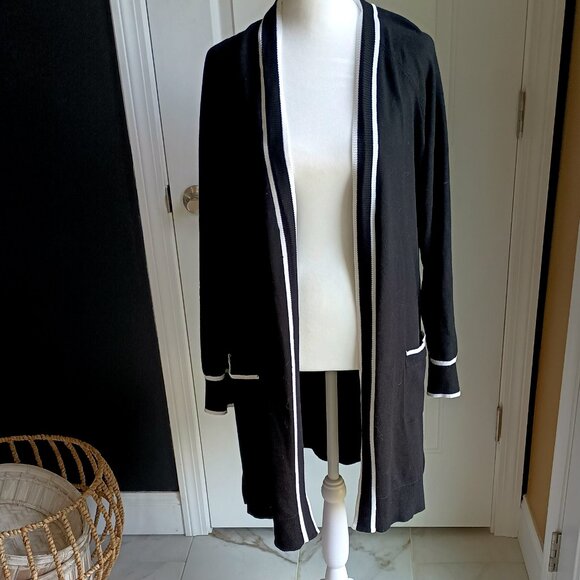 NWOT! WHITE CONTRAST OPEN CARDIGAN SWEATER SZ L - Picture 1 of 4